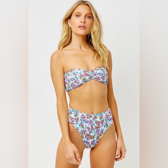 Frankie’s Bikinis 🌸 Floral Cinched Strapless Bandeau Bikini Top 🏝️☀️👙 - Picture 5 of 9